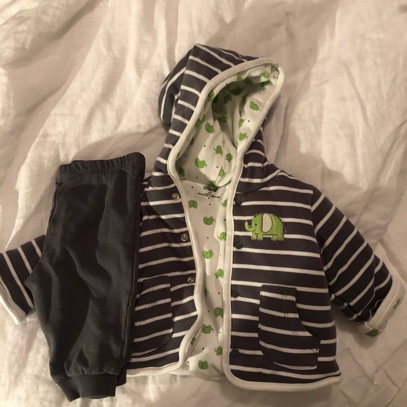 NWOT Little Me unisex outfit.  0-3 month size - Picture 4 of 7